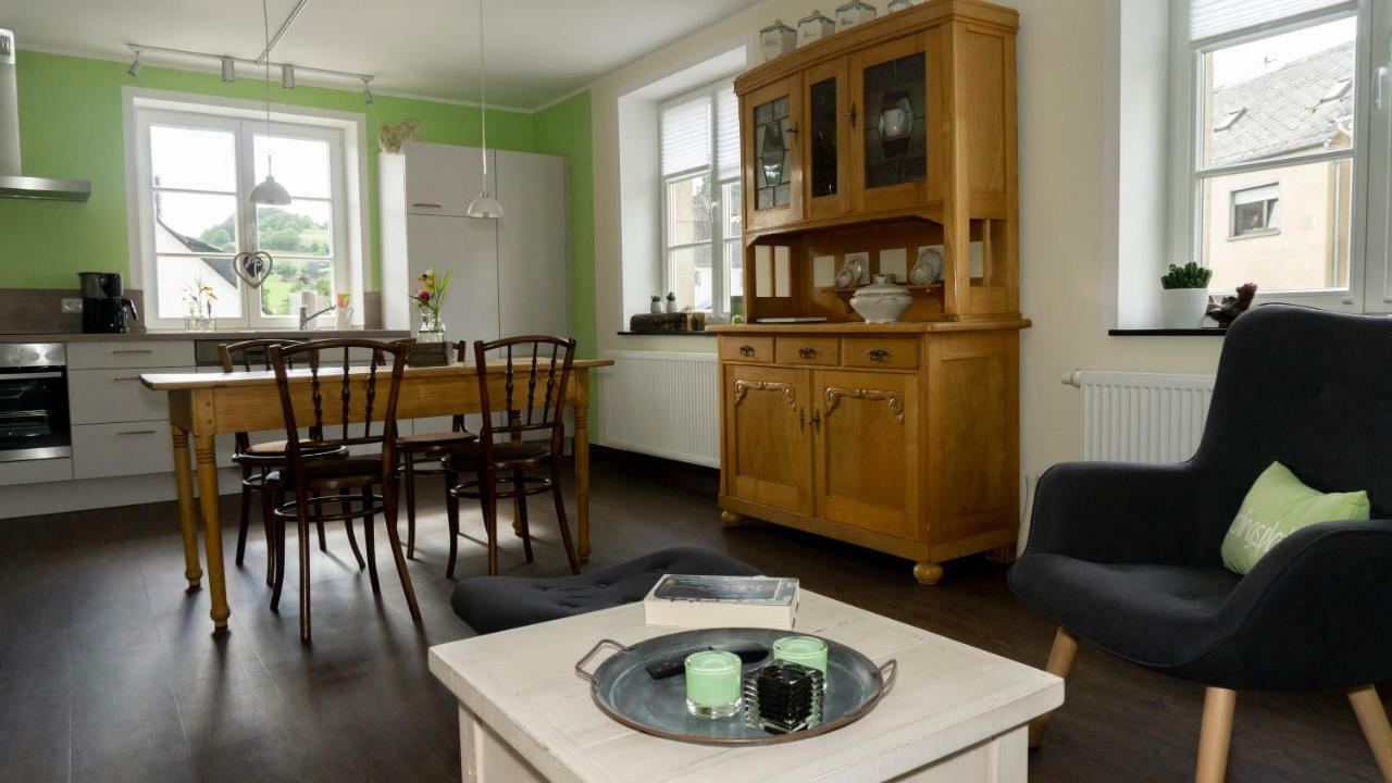 Ferienhaus Alte Schule Volkesfeld Kültér fotó